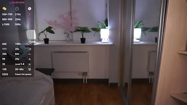 HannaHayles online show from 04.01.26