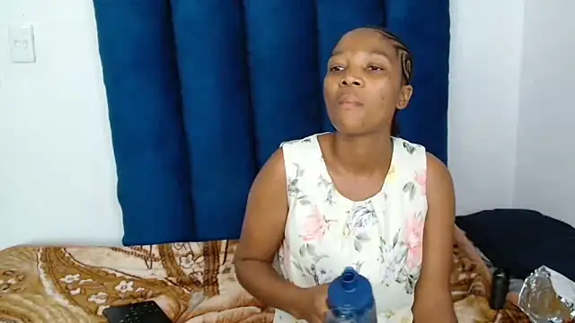 Snapshot of ForeverSexy_ chatting on 02.27.26 ForeverSexy online show from 02.27.26