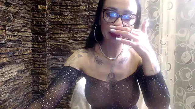 BrianaBloom online show from 04.19.26