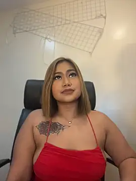 Snapshot of vien_pussy69 chatting on 06.29.26 vien pussy69 online show from 06.29.26