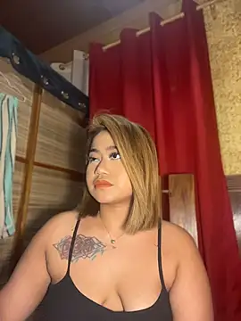 Snapshot of vien_pussy69 chatting on 07.16.26 vien pussy69 online show from 07.16.26
