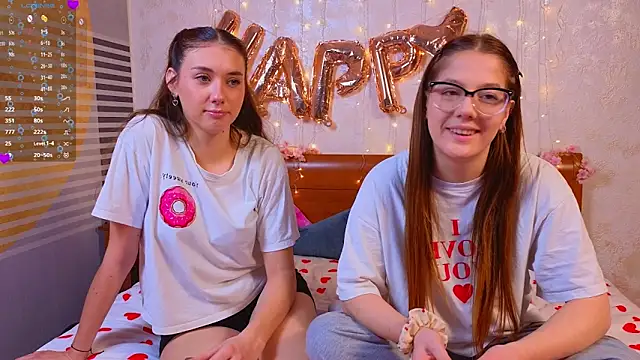 Snapshot of MelanieTwice chatting on 02.11.26 MelanieTwice online show from 02.11.26