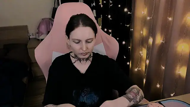 Snapshot of Onyxix chatting on 03.11.26 Onyxix online show from 03.11.26