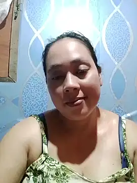 May Bombs online show from 04.10.26