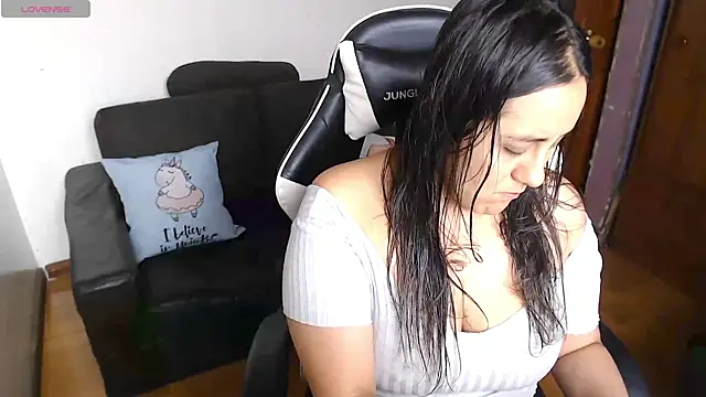 MeliisaRobers online show from 04.18.26