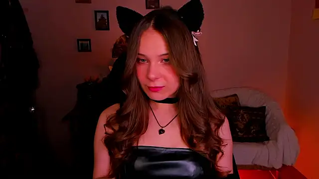LanaLovely online show from 05.20.26