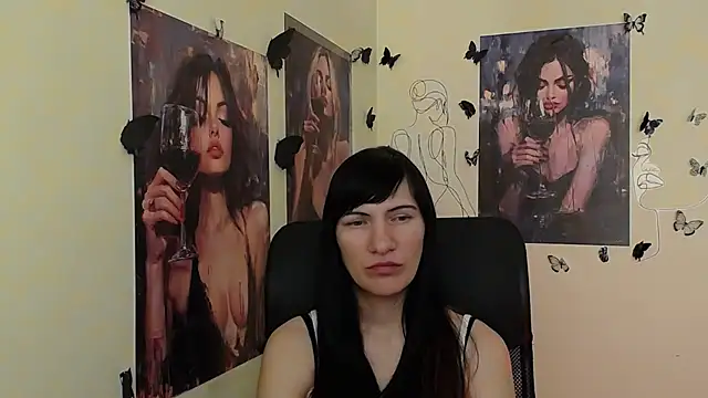 Snapshot of Rosalinda_ro chatting on 05.06.26 Rosalinda ro online show from 05.06.26
