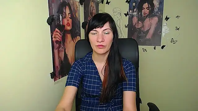 Snapshot of Rosalinda_ro chatting on 05.07.26 Rosalinda ro online show from 05.07.26