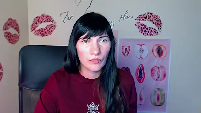 Snapshot of Rosalinda_ro chatting on 05.08.26 Rosalinda ro online show from 05.08.26