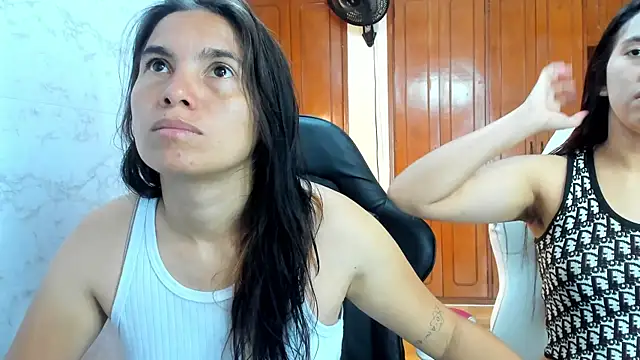 Snapshot of Emily_and_Soffy chatting on 02.25.26 Emily and Soffy online show from 02.25.26