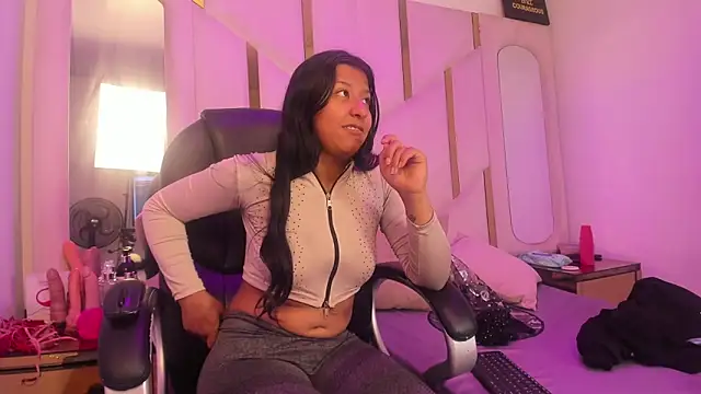 Vaneline2 online show from 04.18.26