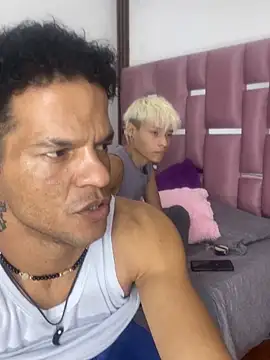 Snapshot of MaxyRyan chatting on 02.18.26 MaxyRyan online show from 02.18.26