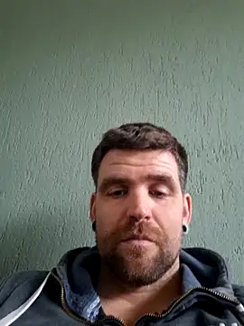 Snapshot of Bashard chatting on 02.20.26 Bashard online show from 02.20.26