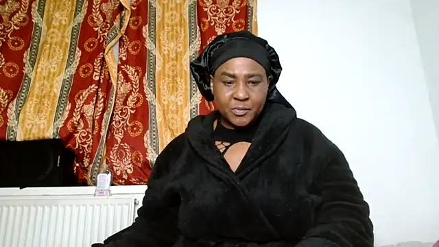 CurvySashia online show from 03.02.26