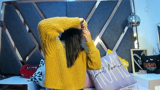 Snapshot of Maggyx chatting on 03.04.26 Maggyx online show from 03.04.26