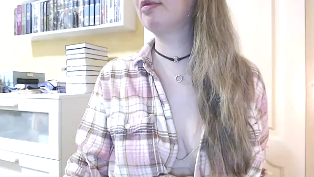 Tasiya online show from 02.22.26