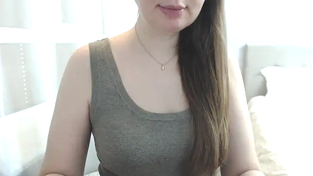 Snapshot of Tasiya chatting on 06.21.26 Tasiya online show from 06.21.26