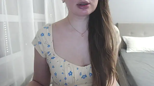 Snapshot of Tasiya chatting on 07.20.26 Tasiya online show from 07.20.26