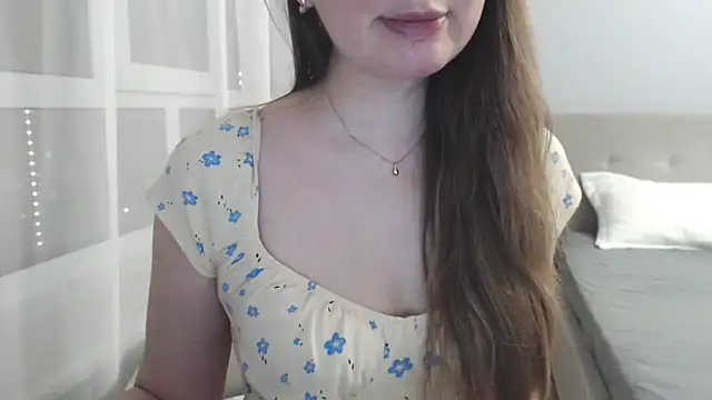 Snapshot of Tasiya chatting on 07.24.26 Tasiya online show from 07.24.26