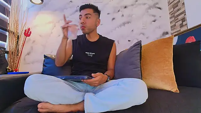 Max Hornye online show from 03.20.26