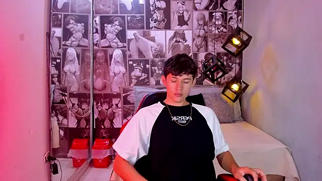 Christian Foxx online show from 04.07.26