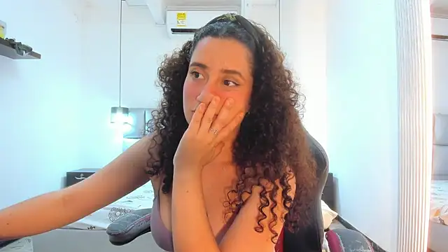 NoaMalak7 online show from 02.20.26