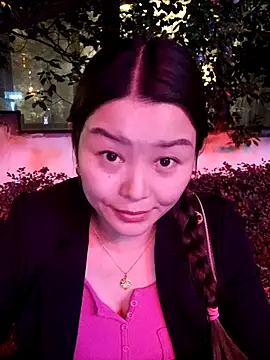 Jennie dogy online show from 04.25.26