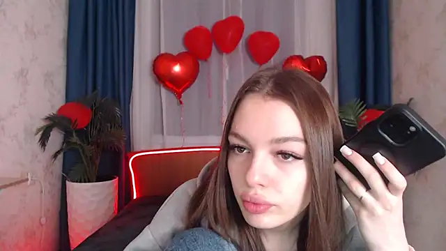 Snapshot of CandyGyrl chatting on 02.21.26 CandyGyrl online show from 02.21.26