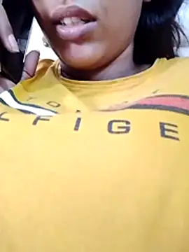 Snapshot of komalsharma99 chatting on 06.13.26 komalsharma99 online show from 06.13.26