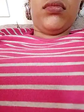 Snapshot of komalsharma99 chatting on 06.14.26 komalsharma99 online show from 06.14.26