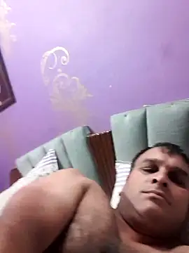 Snapshot of indiandesivillegeboy chatting on 05.31.26 indiandesivillegeboy online show from 05.31.26