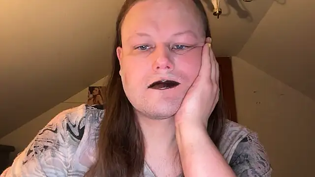 Snapshot of RaeganV chatting on 03.03.26 RaeganV online show from 03.03.26