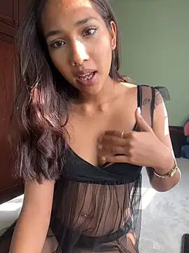 lyla luv online show from 02.20.26