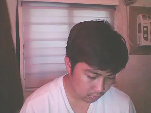 Snapshot of mattyXthridy chatting on 04.04.26 mattyXthridy online show from 04.04.26