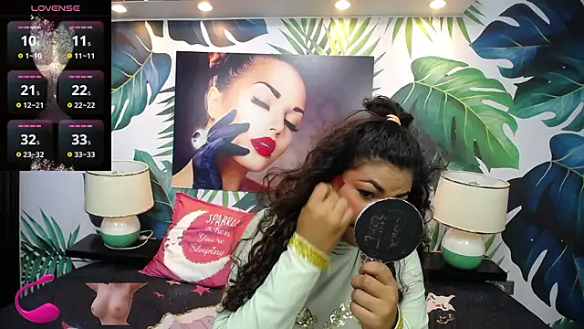 yaazhinii online show from 03.25.26