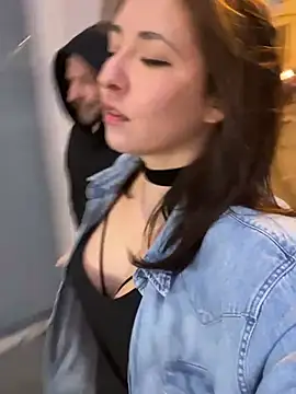 Snapshot of Yuliastar chatting on 03.22.26 Yuliastar online show from 03.22.26