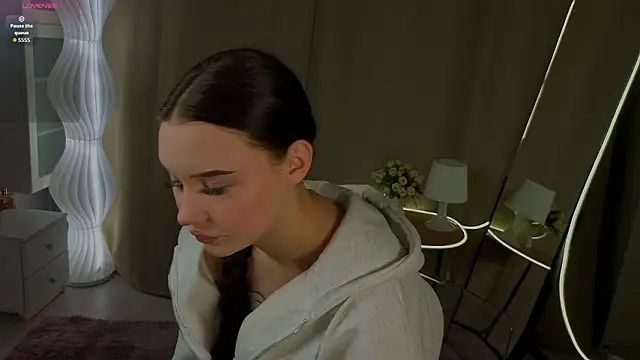 RoxannRunk online show from 03.04.26