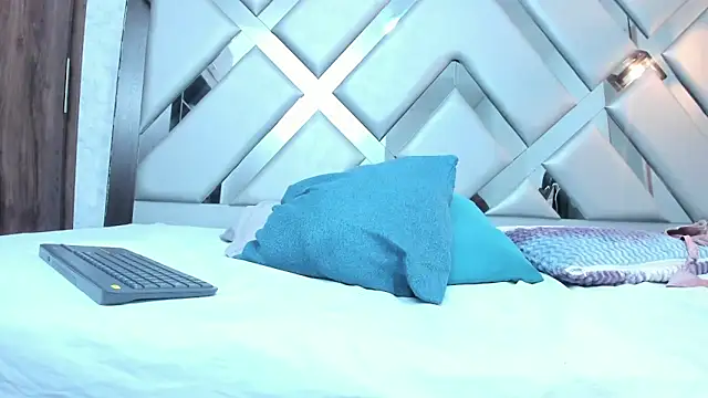 Rebeccamitchell online show from 03.28.26