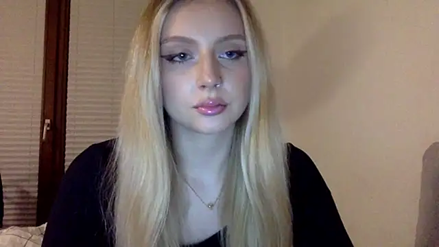 MayaWetDream online show from 02.24.26