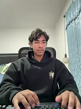 Pedestal diamant online show from 02.25.26