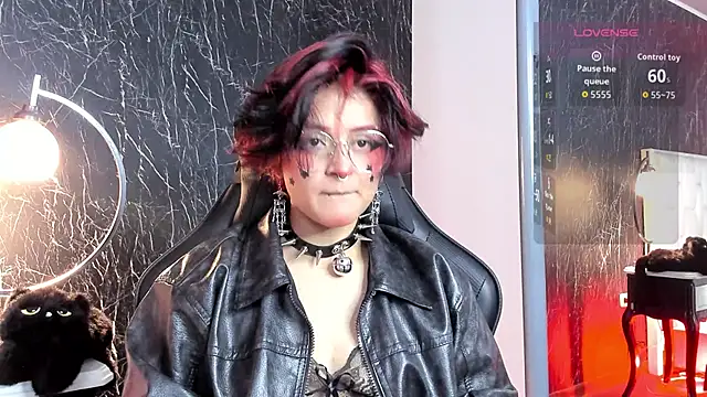 YuuMiko online show from 04.02.26