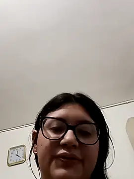 Dahlia-Rose online show from 03.02.26