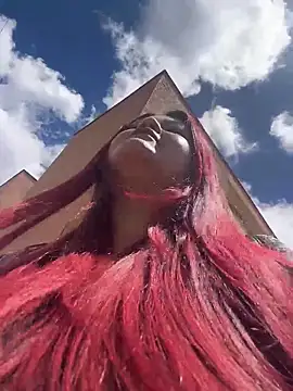 Lia-Moon77 online show from 04.20.26