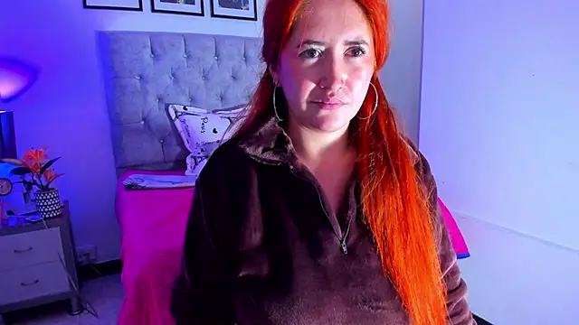 Snapshot of AmberLaurentt chatting on 05.19.26 AmberLaurentt online show from 05.19.26