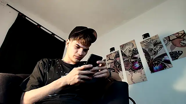 Jesshot bigcock20cm online show from 04.21.26