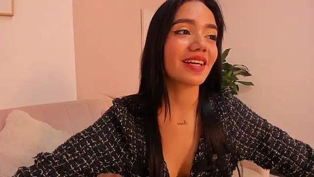 Snapshot of Mila_jenner chatting on 02.26.26 Mila jenner online show from 02.26.26