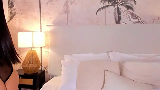 IvyStonne online show from 03.16.26