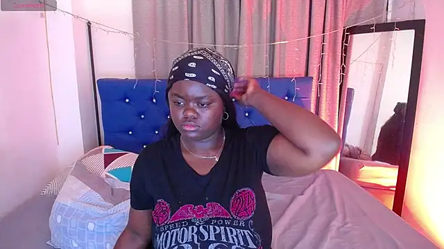 Snapshot of neighbor-ebony chatting on 07.06.26 neighbor-ebony online show from 07.06.26