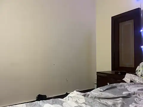 Hersheykaur online show from 04.16.26