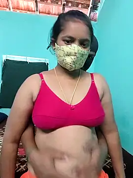 Snapshot of Tamilkannadacouple chatting on 02.12.26 Tamilkannadacouple online show from 02.12.26